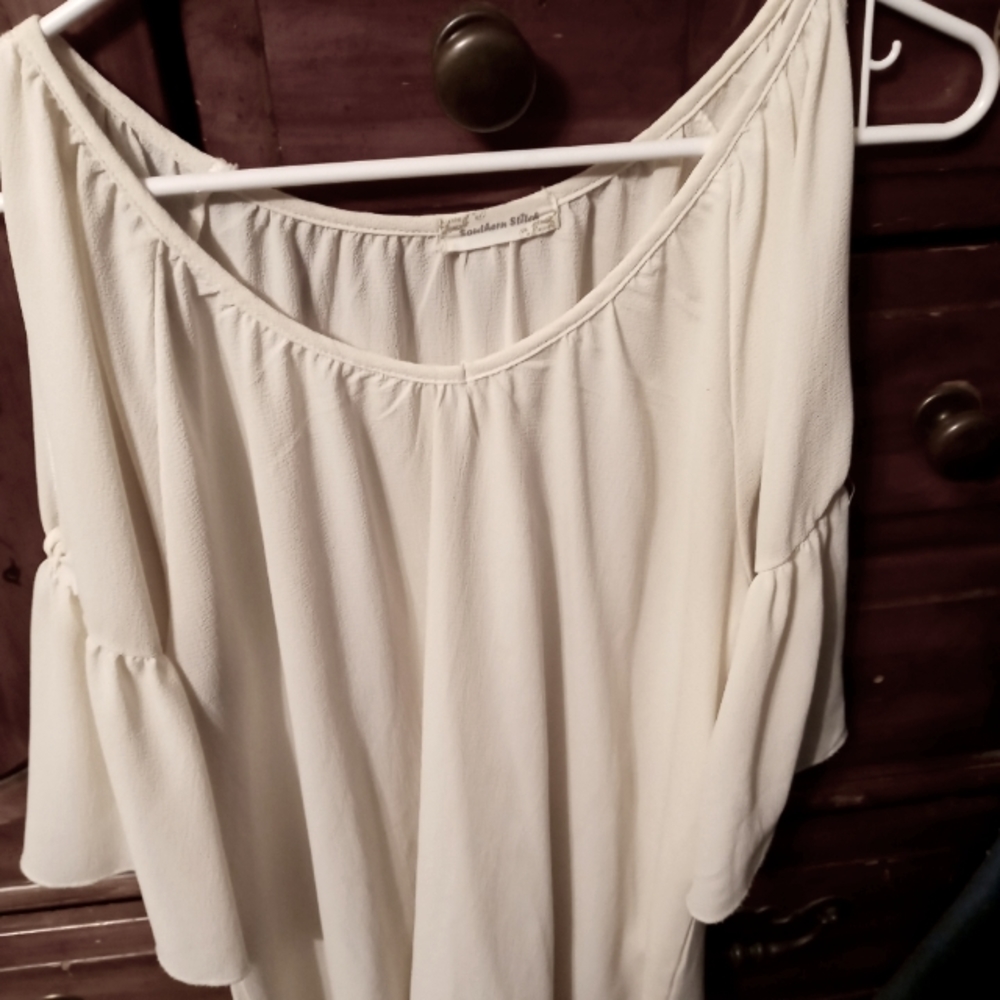 Nice nearly new off the shoulder shirt